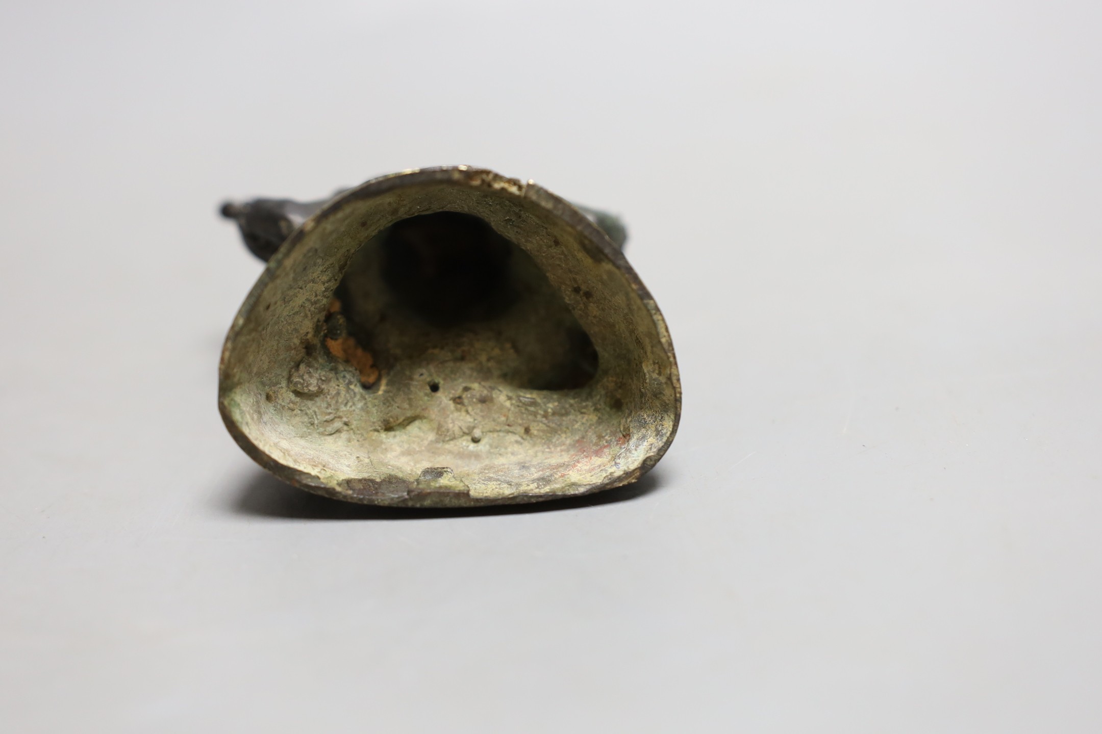 An Indian bronze seated figure of Ganesha, 10cm